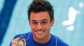 Tom Daley leaps to victory in Co-operative’s ‘Respect ‘Loved by You’ Awards’