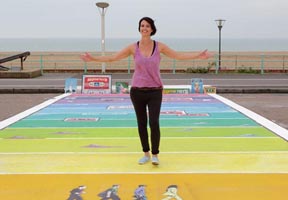 Heather Peace brings a ‘Rainbow Crossing’ to Madeira Drive