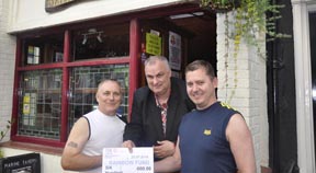 Marine Tavern raise £600 for Rainbow Fund