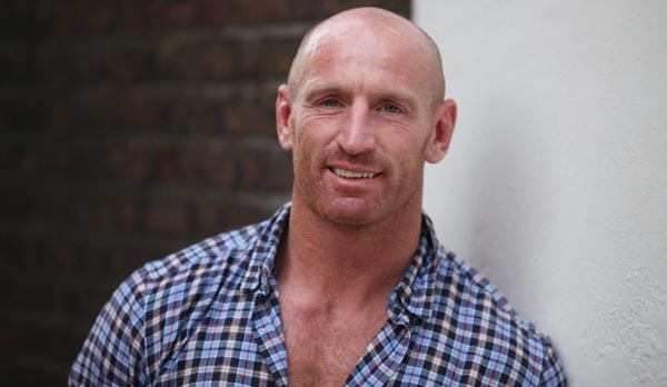 Gay Welsh rugby legend Gareth Thomas CBE to start this year’s Brighton Half Marathon – the main fundraising event for local HIV charity, the Sussex Beacon