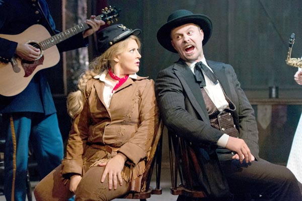 PREVIEW: Calamity Jane: Congress Theatre Eastbourne