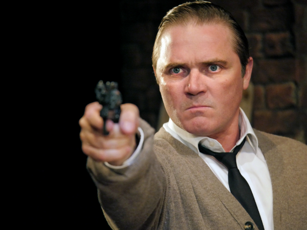 THEATRE REVIEW: Rehearsal for Murder@Theatre Royal