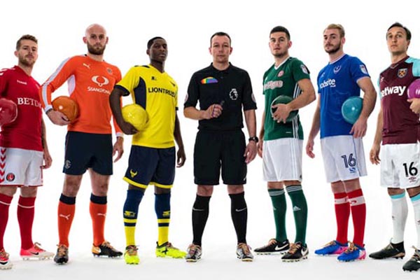 Football shows united support for Stonewall’s rainbow laces campaign