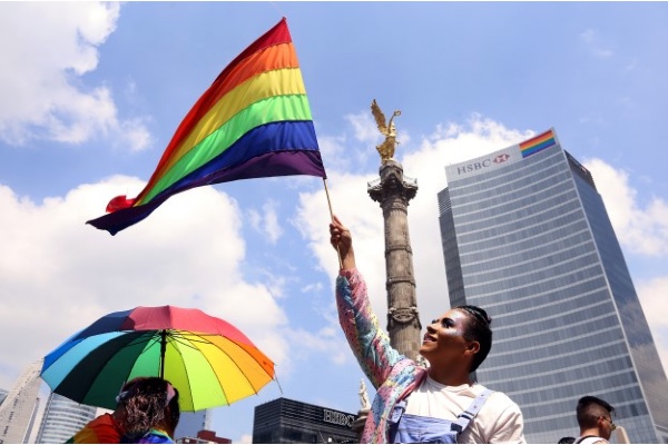 Mexico City bans gay conversion therapy