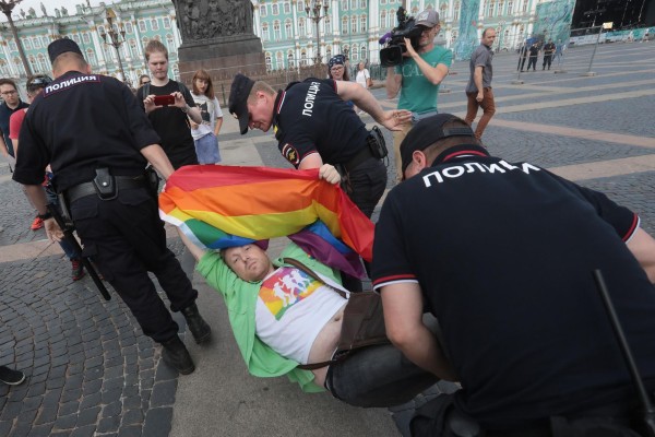 New Russian law to illegalise gender change