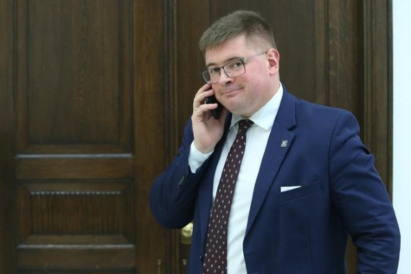Anti-LGBTQ+ MP appointed as Polish minister