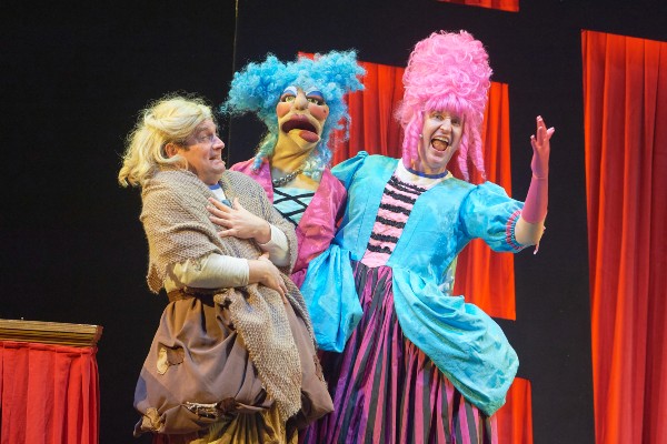 REVIEW: Potted Panto @ Garrick Theatre