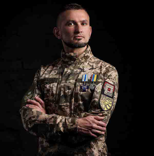 Gay soldier in Ukraine: “If I am captured, they will torture me”